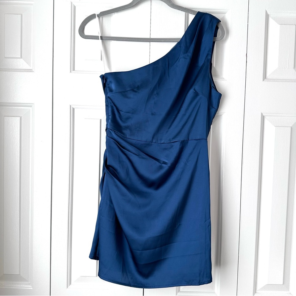 Lulu's Love Me Tonight Navy Blue Satin One-Shoulder Mini Dress Small - Picture 3 of 12